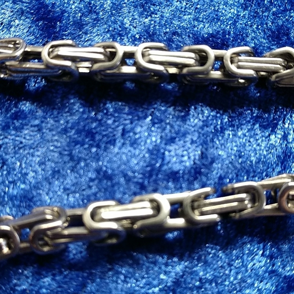 Versatile Nordic Viking Stainless Wolf Head Necklace Statement piece - Picture 14 of 14